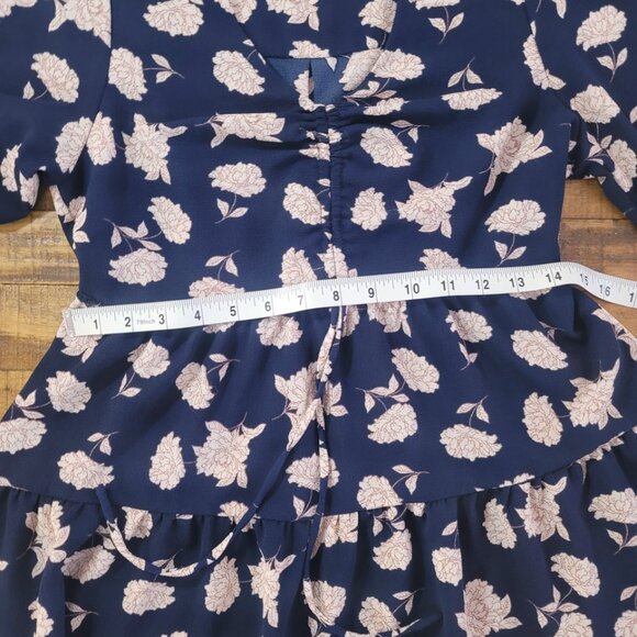 Monteau V-Neck Cinched Mini Dress Navy Blue White Tan Floral - Medium - Picture 9 of 9